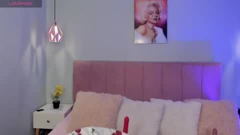 Scarlet  online show from 5, 6, 2026