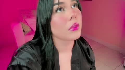 Scarleth... but not Scarleth Johansson. online show from 5, 3, 2026