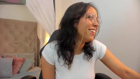 Scarllett online show from 5, 2, 2026