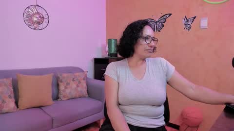 Scarlett sax online show from 18, 11, 2025