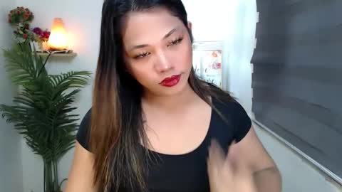 Snapshot of scarlett_sofia69 chatting on 5, 11, 2025 online show from 5, 11, 2025