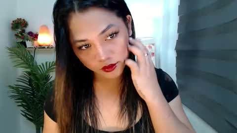 Snapshot of scarlett_sofia69 chatting on 25, 11, 2025 online show from 25, 11, 2025