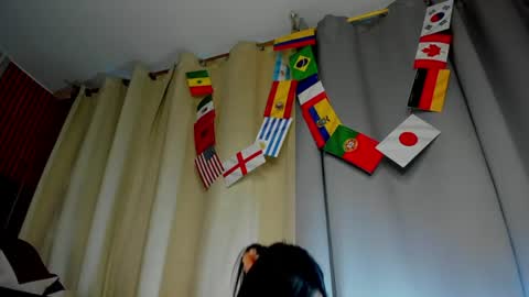 Scarlett zin follow me online show from 26, 6, 2026