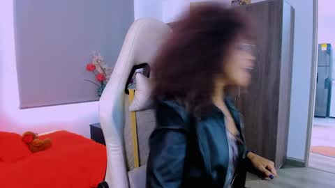Scarlett online show from 3, 6, 2026