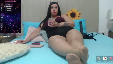 Queen Scarlett online show from 2, 6, 2026