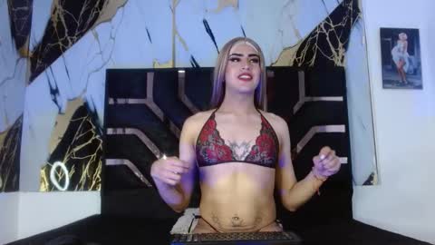 Snapshot of scarlettqueencs chatting on 9, 9, 2025 Scarlett online show from 9, 9, 2025