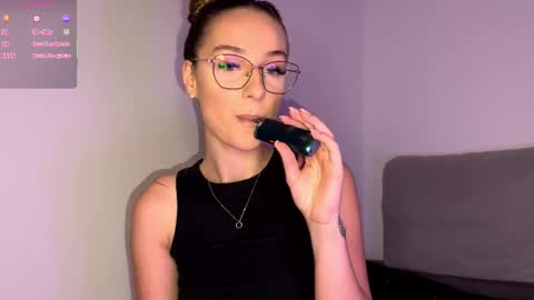 Snapshot of scarlettsmithz chatting on 9, 2, 2026 ScarlettSmithz online show from 9, 2, 2026