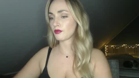 ScarlettxBlonde online show from 2, 6, 2026