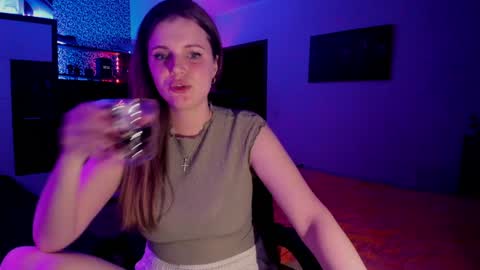 Snapshot of scarlisecret chatting on 7, 4, 2026 Scarli online show from 7, 4, 2026