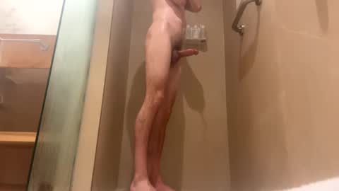 Snapshot of scb894682 chatting on 15, 12, 2024 Skinny College Boy online show from 15, 12, 2024