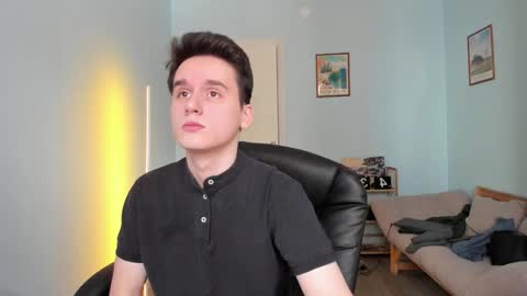 Snapshot of scooby_r chatting on 6, 2, 2025 Thomas brunette and Alex blond online show from 6, 2, 2025