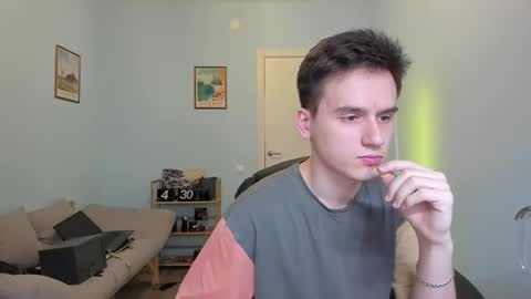 Snapshot of scooby_r chatting on 6, 3, 2025 Thomas brunette and Alex blond online show from 6, 3, 2025