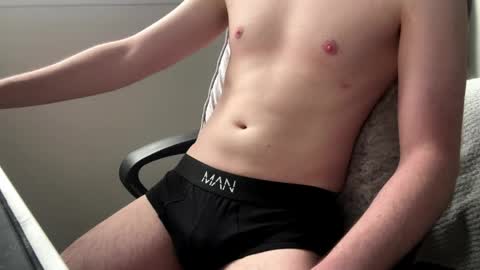 Snapshot of scottyboyyy94 chatting on 8, 5, 2026 scottyboyyy94 online show from 8, 5, 2026