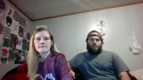 Snapshot of screamingsecrets chatting on 12, 2, 2025 screamingsecrets online show from 12, 2, 2025