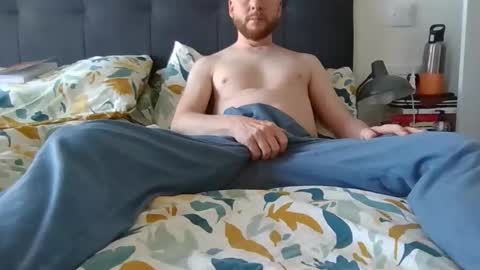 scruffy_london online show from 1, 11, 2025