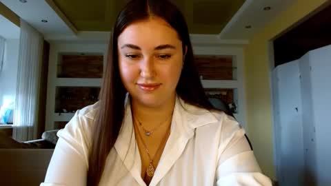 Snapshot of sea_cocktail chatting on 30, 9, 2025 Elizabeth online show from 30, 9, 2025