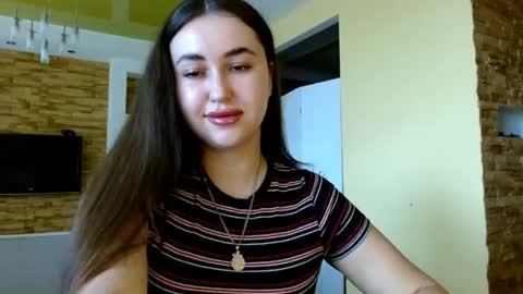 Elizabeth  online show from 30, 4, 2026