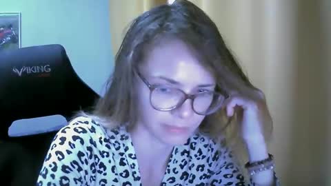 Snapshot of sea_dream chatting on 22, 9, 2025 SEA Dream online show from 22, 9, 2025