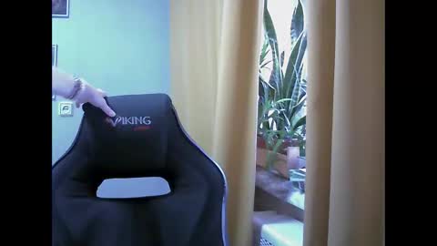 Snapshot of sea_dream chatting on 13, 10, 2025 SEA Dream online show from 13, 10, 2025