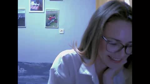 Snapshot of sea_dream chatting on 11, 11, 2025 SEA Dream online show from 11, 11, 2025