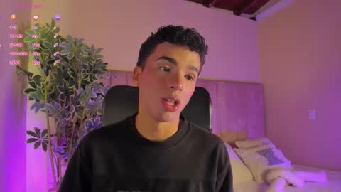 Snapshot of seab_trooy chatting on 19, 12, 2025 SEAN online show from 19, 12, 2025