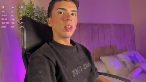 Snapshot of seab_trooy chatting on 20, 12, 2025 SEAN online show from 20, 12, 2025