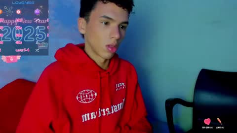 Snapshot of seantroyy chatting on 8, 1, 2025 Sean online show from 8, 1, 2025