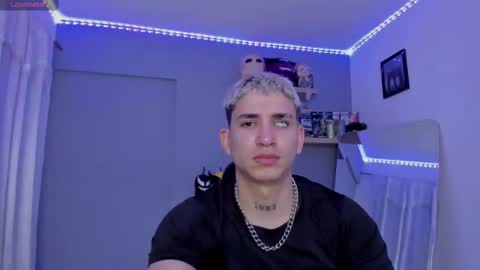 Snapshot of sebas__23 chatting on 27, 2, 2025 Sebastin online show from 27, 2, 2025