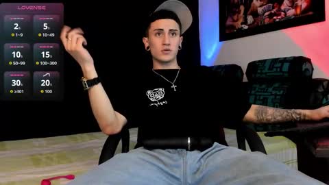 Snapshot of sebas_maverick chatting on 25, 11, 2025 Sebastian online show from 25, 11, 2025