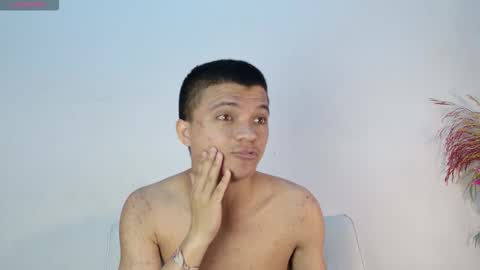 Snapshot of sebas_n_aly chatting on 25, 2, 2026 ely online show from 25, 2, 2026