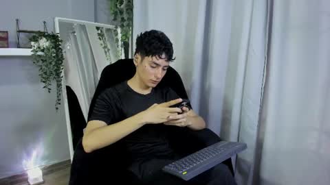 sebastian online show from 16, 7, 2026