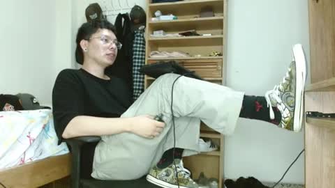 Sebas online show from 19, 2, 2025