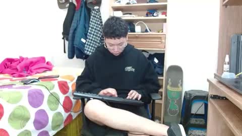 Sebas online show from 6, 3, 2025