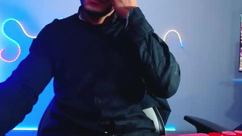 Sebastian online show from 18, 12, 2025