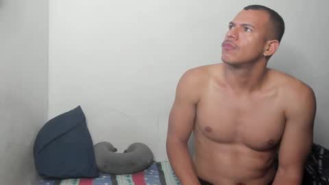 Snapshot of sebastianp13 chatting on 6, 12, 2024 sebatian palacios online show from 6, 12, 2024