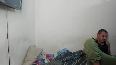 Snapshot of sebastianp13 chatting on 9, 1, 2025 sebatian palacios online show from 9, 1, 2025