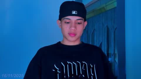 Sebastian online show from 16, 11, 2025