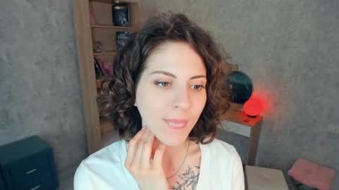 Mia online show from 17, 5, 2026
