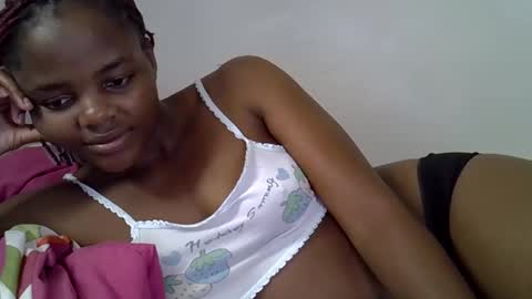 Snapshot of secret_seducer chatting on 17, 12, 2025 cruce online show from 17, 12, 2025