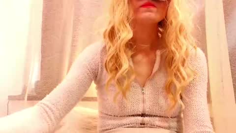 Anni online show from 9, 2, 2025