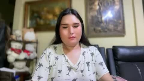 seductive_housewife online show from 13, 4, 2026