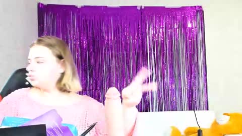 seductive_she_wolf online show from 5, 3, 2025