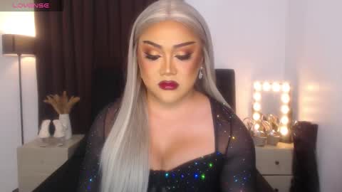 Natalie Mefford online show from 20, 2, 2025