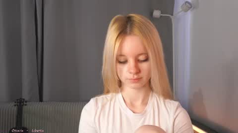 See Its honey bunny  im Lana online show from 16, 7, 2026