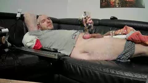 Snapshot of seeebi chatting on 19, 2, 2025 Sebastian online show from 19, 2, 2025