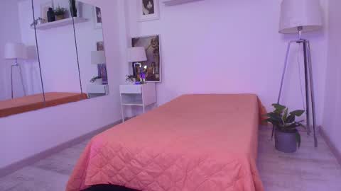 Snapshot of seiki_wong chatting on 4, 10, 2025 Seik online show from 4, 10, 2025