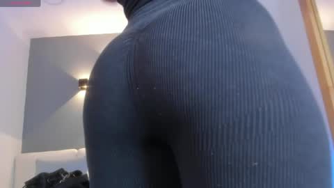 Selena online show from 13, 3, 2026