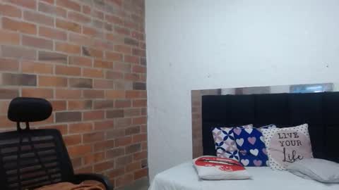 Snapshot of selena_tits_ chatting on 25, 2, 2026 Selena online show from 25, 2, 2026