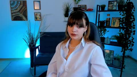 Selena ntmy online show from 14, 1, 2025