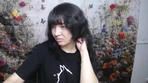 Snapshot of selenafly chatting on 20, 9, 2025 SelenaFly online show from 20, 9, 2025